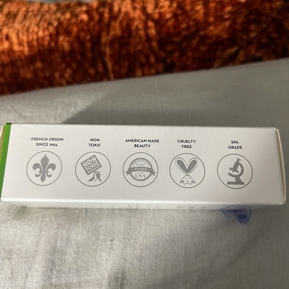 NEW! Sonage C Shield Smart Serum - Picture 4 of 5